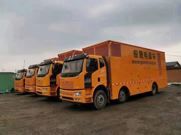 移动电源车 (15).jpg